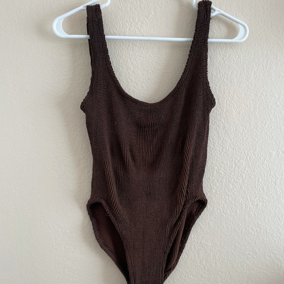 Hunza brown one piece swim suit - Picture 2 of 6